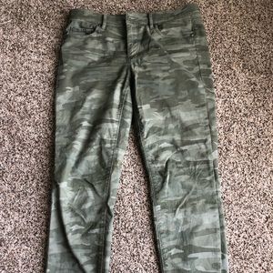 Olive Green Five Pocket Camouflage Pants
